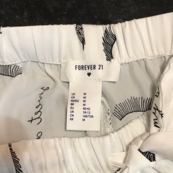 𝅺FOREVER 21 Size M Cute Satin Sleep Shorts - Picture 7 of 7